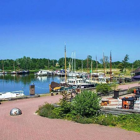 Chalet Op Camping Lauwersoog Met 3 Slaapkamers En Vaatwasser - Joycasa Екстериор снимка