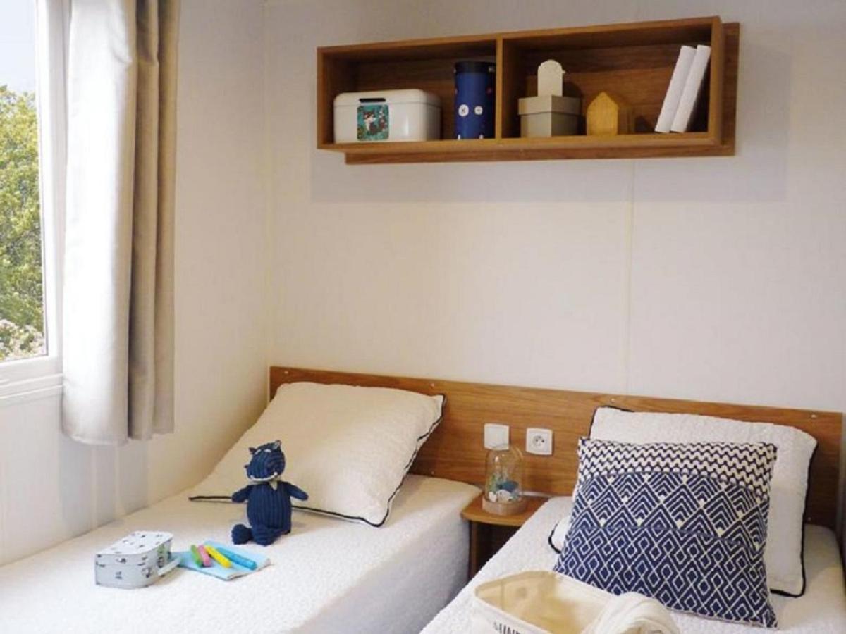 Chalet Op Camping Lauwersoog Met 3 Slaapkamers En Vaatwasser - Joycasa Екстериор снимка