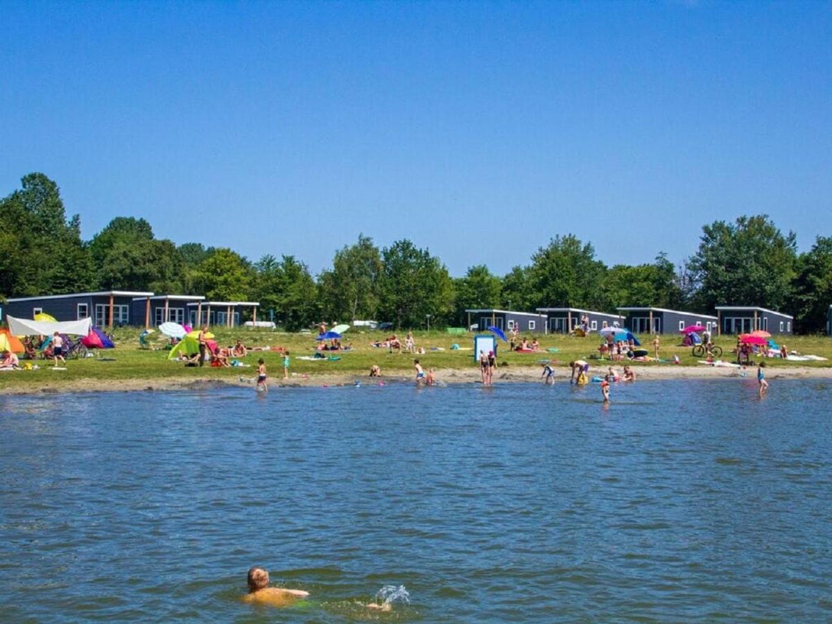 Chalet Op Camping Lauwersoog Met 3 Slaapkamers En Vaatwasser - Joycasa Екстериор снимка