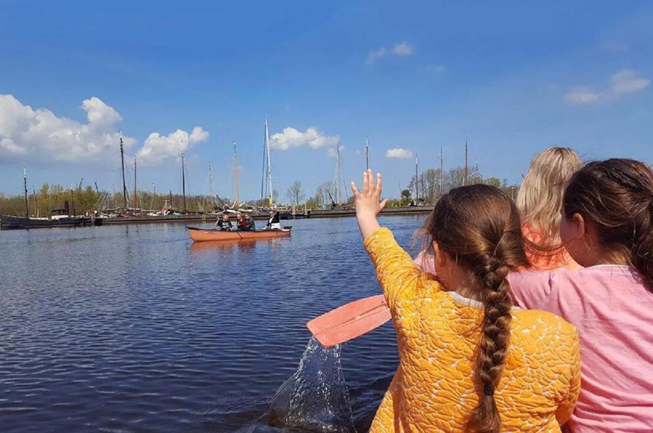Chalet Op Camping Lauwersoog Met 3 Slaapkamers En Vaatwasser - Joycasa Екстериор снимка
